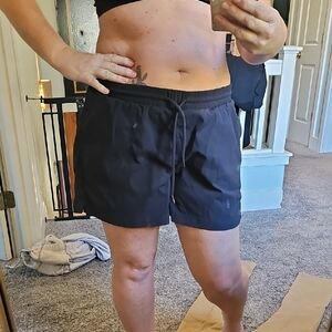 STUNNING Te Verde Black Athletic Women's Shorts